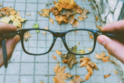 4 sfaturi utile pentru îngrijirea corectă a ramelor de ochelari