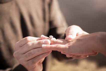 Cererea în căsătorie simplă sau extravagantă: cele mai creative idei pentru cereri memorabile