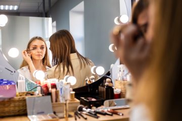 Ce să aștepți de la un curs de înfrumusețare și cum să profiți la maximum de experiența ta